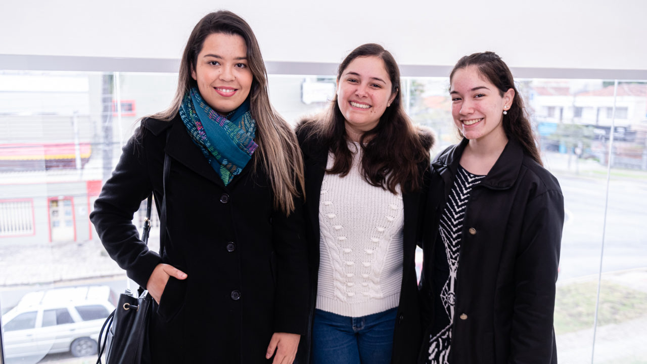 Juliana Muller, Julia Moraes e Mariana Moraes