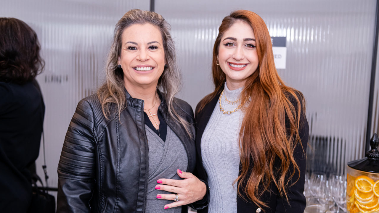 Nonnie Fenianos e Danielle Durieu